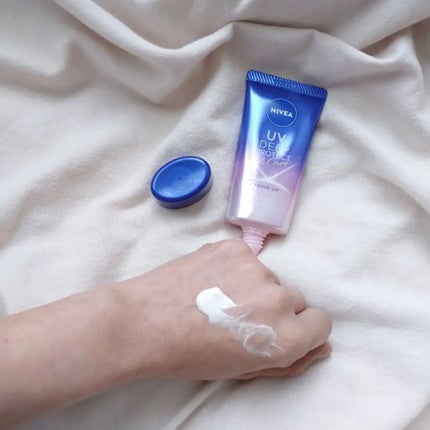 ニベアUV ディープ プロテクト&ケア トーンアップ エッセンス/ニベア/日焼け止めローションを使ったクチコミ(3枚目)