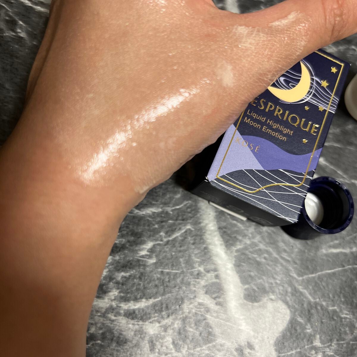 リキッド ハイライト ムーン エモーション/ESPRIQUE/リキッドハイライトを使ったクチコミ(3枚目)