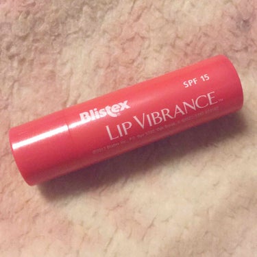 Blistex LIP VIBRANCE

400円

発色は赤っぽくて、さりげないラメ.*･ﾟ

シアバター入りだそうで、リップ塗らなくてもこれ一本でいける

匂いは海外の甘いお菓子の匂いって感じです