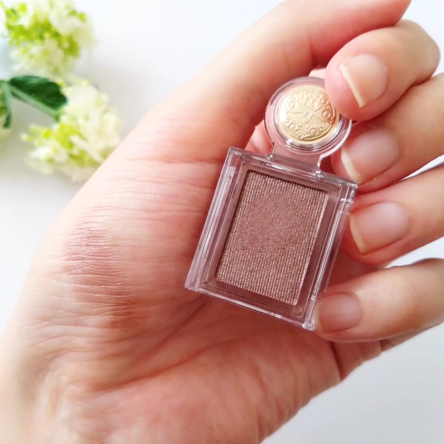 シャドーカスタマイズ BR703 コナ/MAJOLICA MAJORCA/単色アイシャドウを使ったクチコミ（3枚目）