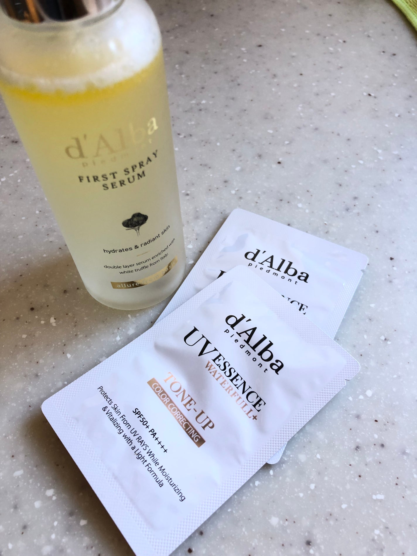 ウォータフルトーンアップサンクリーム/ダルバ/日焼け止めクリームを使ったクチコミ(1枚目)