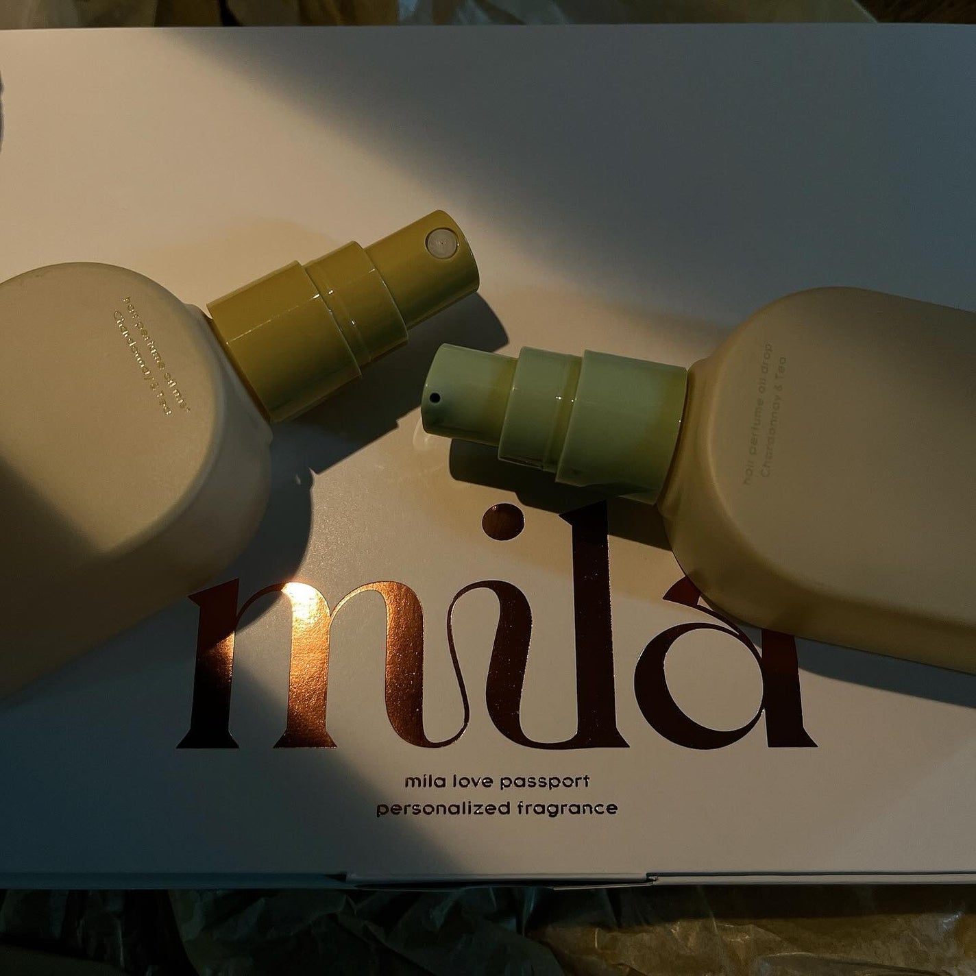 ラブ パスポート ミラ パフューム オイル ミスト シャルドネティー/ラブパスポート/ヘアオイルを使ったクチコミ(2枚目)