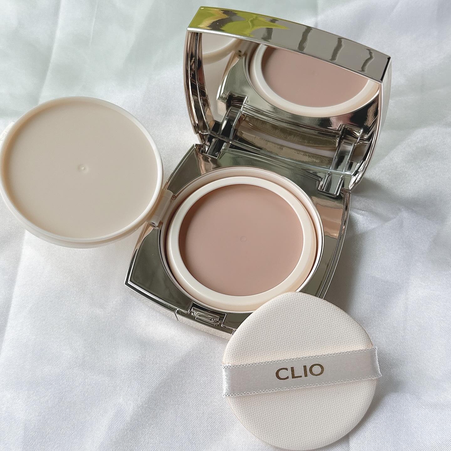 ニューマグネットパクト（ツイードエディション）/CLIO/クッションファンデーションを使ったクチコミ（3枚目）