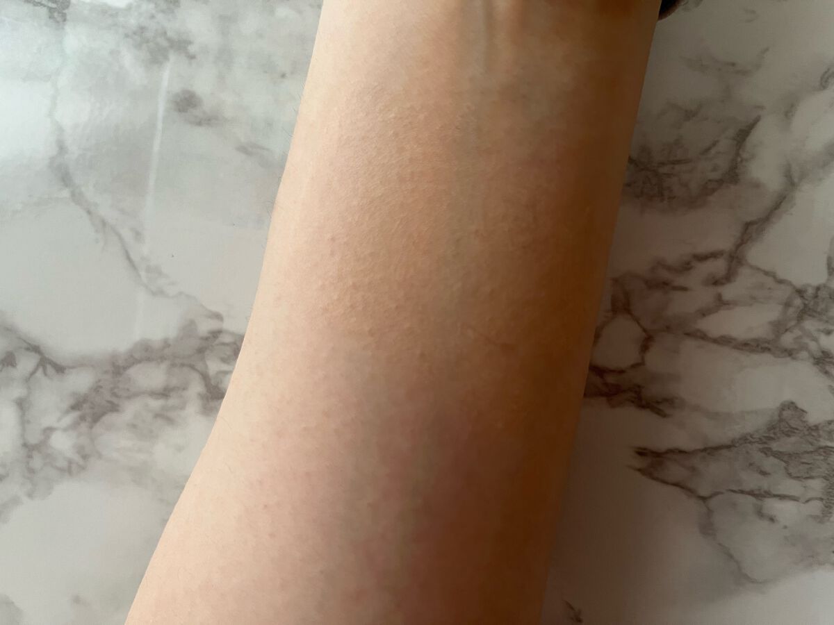 ボーン ディス ウェイ グロウ モイスチュアライジング メイクアップ プライマー/Too Faced/化粧下地を使ったクチコミ（2枚目）