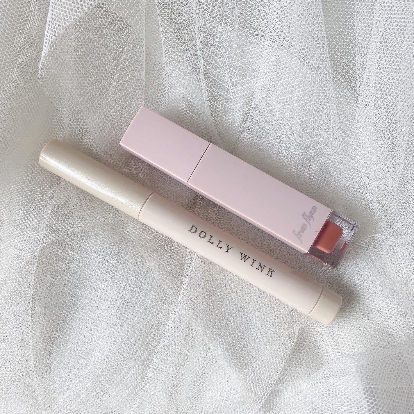 スティックラメシャドウ/ドーリーウインク/スティックアイシャドウを使ったクチコミ(3枚目)