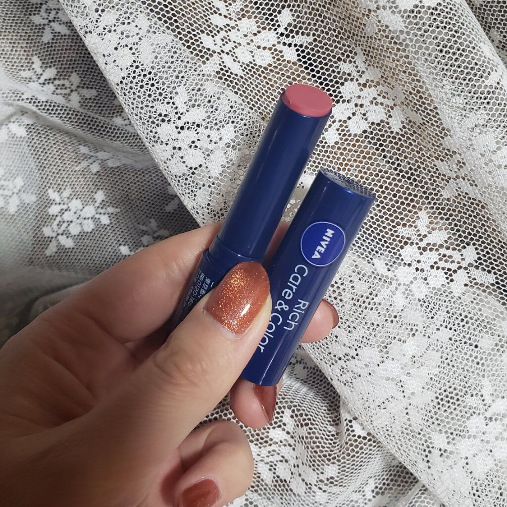 ニベア リッチケア&カラーリップ/ニベア/リップクリームを使ったクチコミ(2枚目)