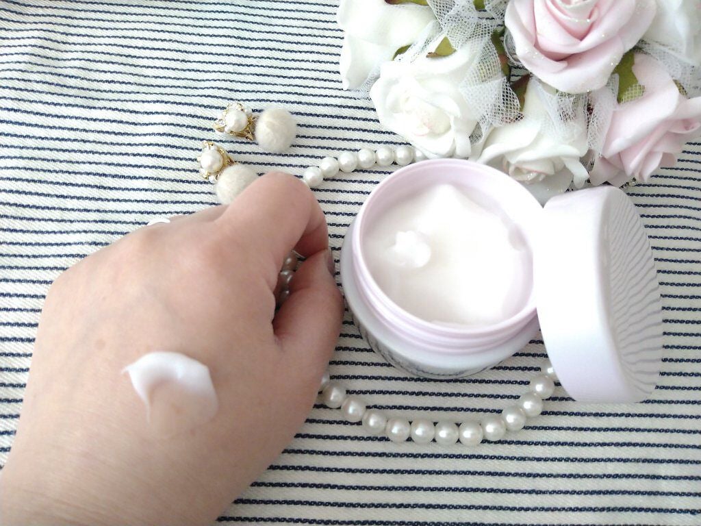 リンクル&ホワイト スキンパーフェクション ジェル/ミキモト コスメティックス/オールインワン化粧品を使ったクチコミ(2枚目)