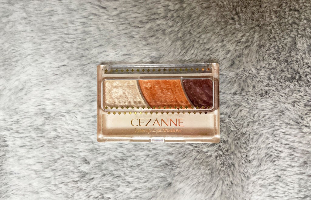 トーンアップアイシャドウ/CEZANNE/アイシャドウパレットを使ったクチコミ(4枚目)