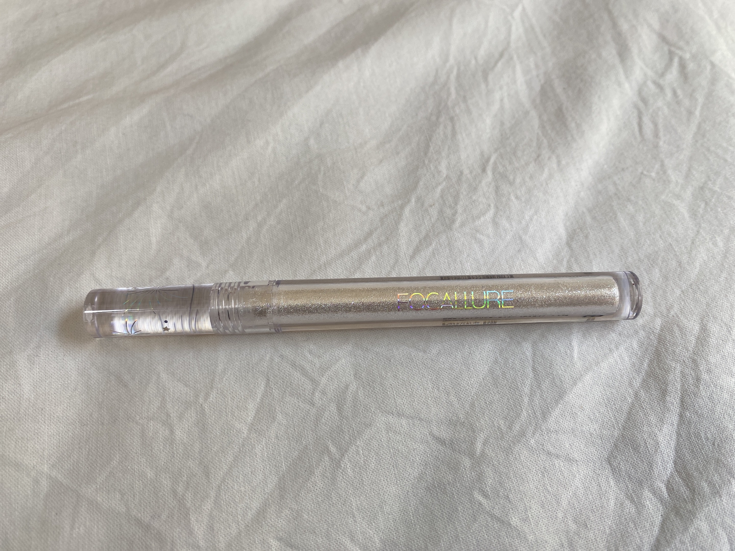 フェアリーグリッターライナー S01 フェアリーダイヤモンド/FOCALLURE/グリッターを使ったクチコミ（1枚目）