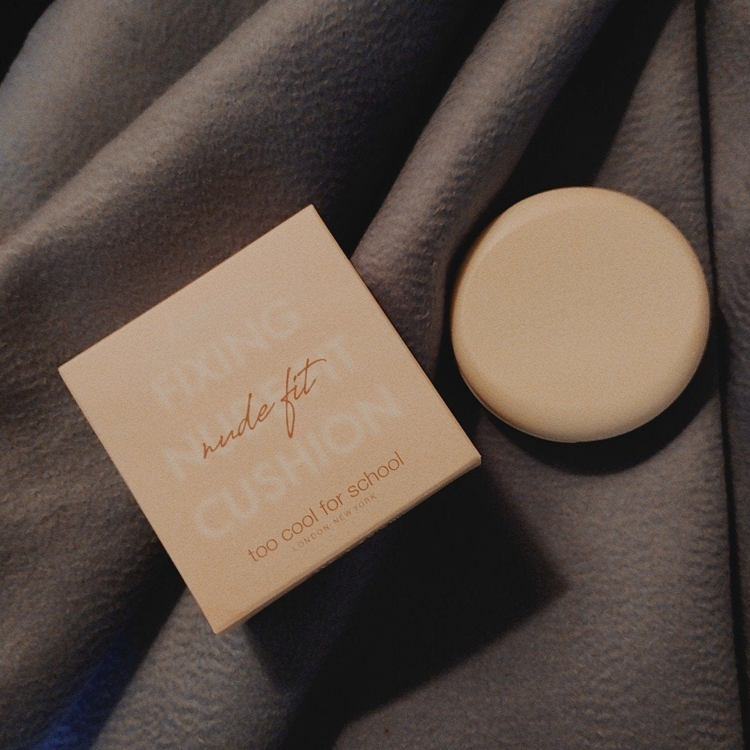 mcgroupakiko on LIPS 「今日は自分の年の半分の同僚と研修。若い女性の隣でも少しでも見劣..」(1枚目)