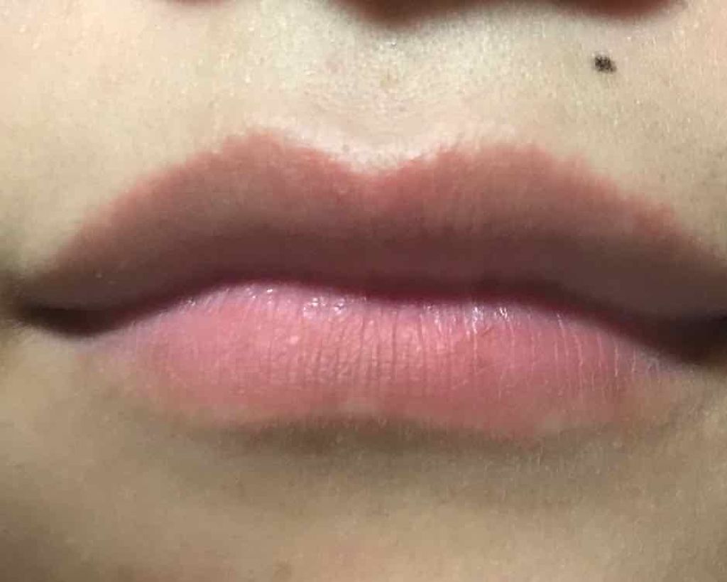 リップエッセンスカラー/ettusais/リップケアを使ったクチコミ（2枚目）