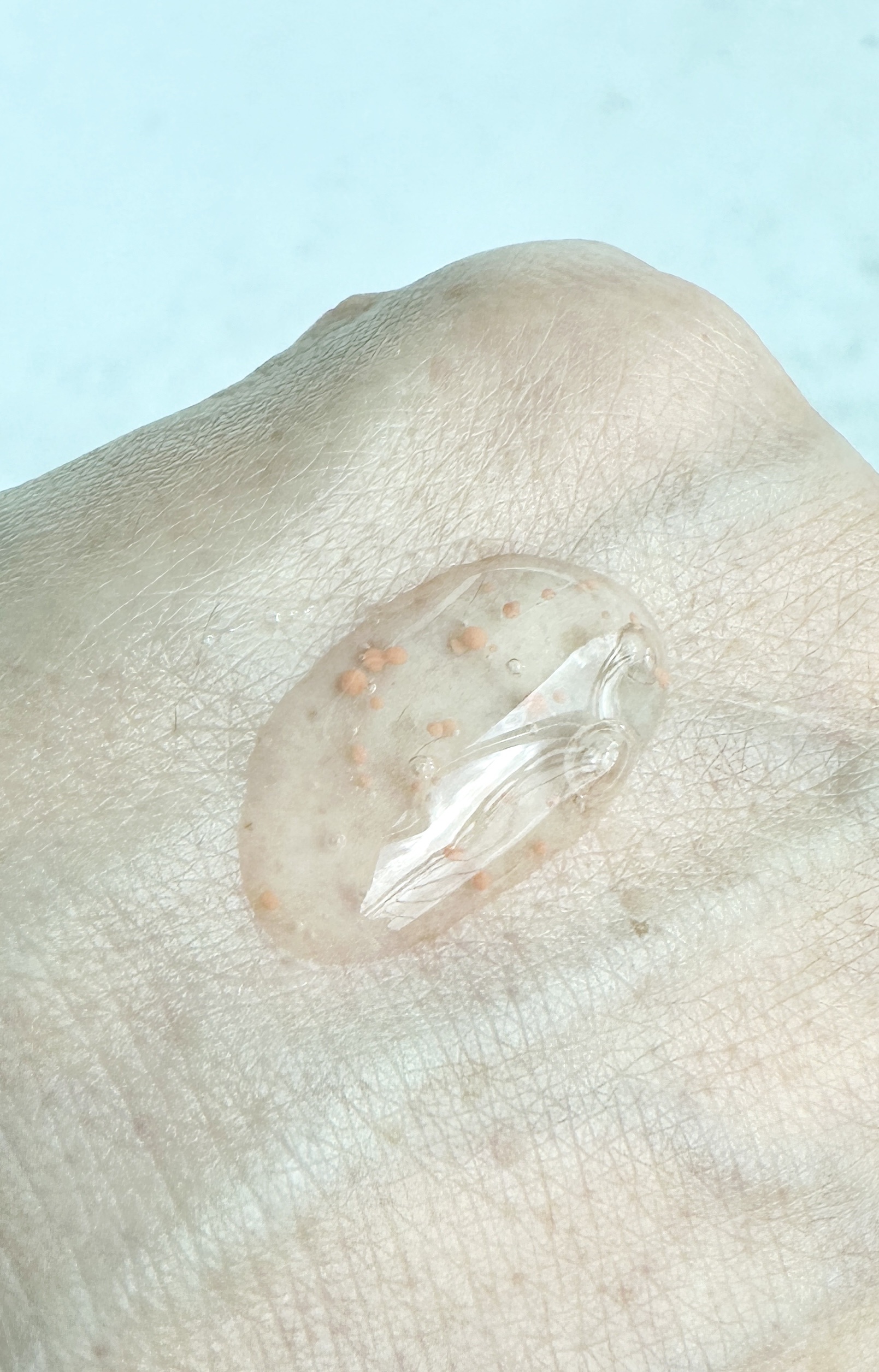 グルタチオンソームダークスポットセラムビタドロップ/Abib /美容液を使ったクチコミ（2枚目）