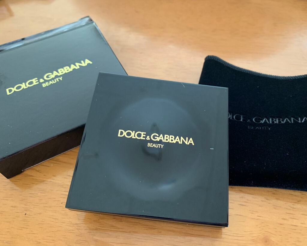パッションリップ クリームトゥパウダー マットリップペン/DOLCE&GABBANA BEAUTY/口紅を使ったクチコミ(2枚目)