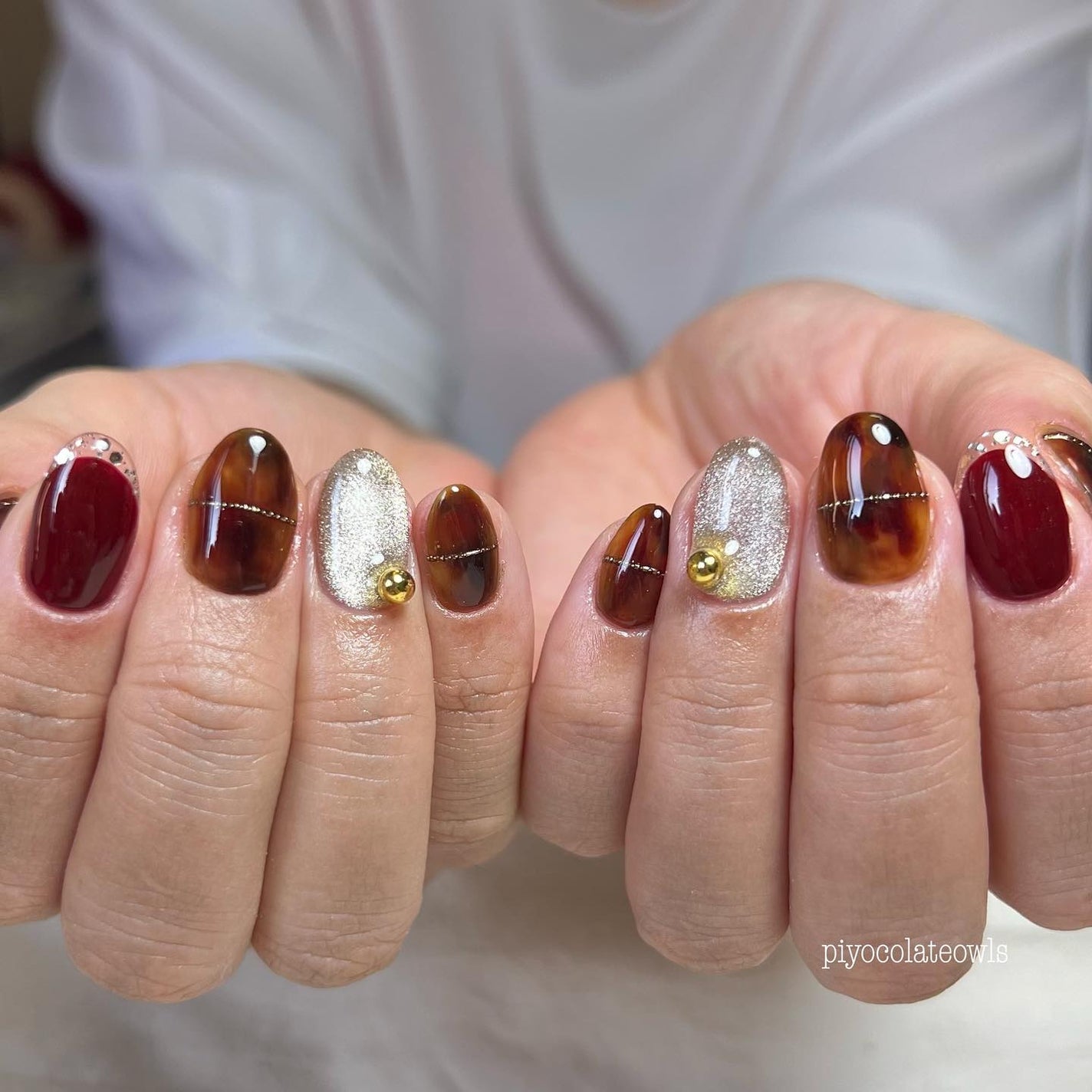 ぴよこれいと  あうるす on LIPS 「オーダーべっこうとボルドー。ザ秋ですねー!!ボルドー大人気‼️..」(4枚目)