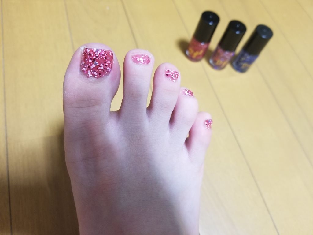 ITGグリッターネイル/DAISO/マニキュアを使ったクチコミ(3枚目)