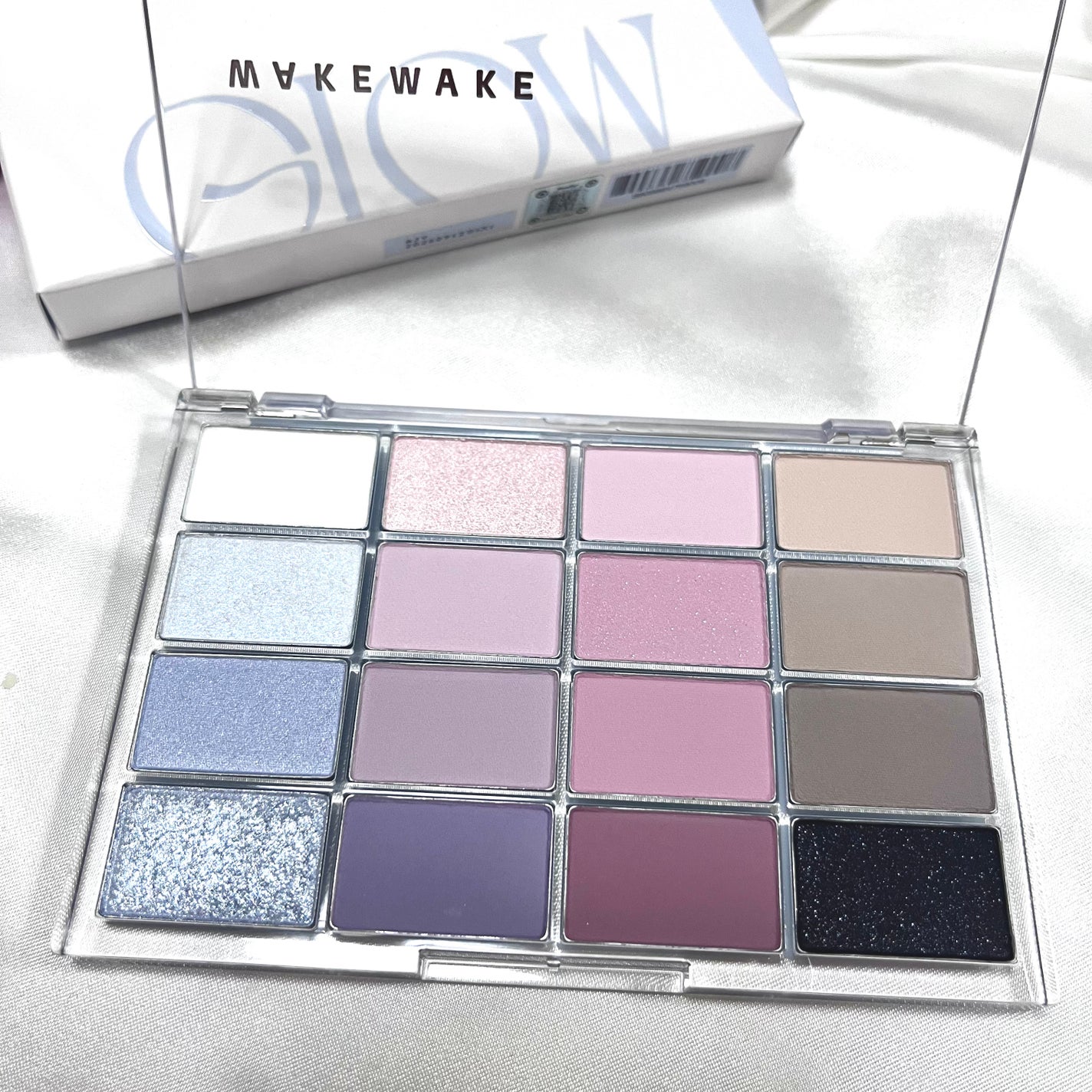 ソフトブラーリングアイパレット/wakemake/アイシャドウパレットを使ったクチコミ(2枚目)