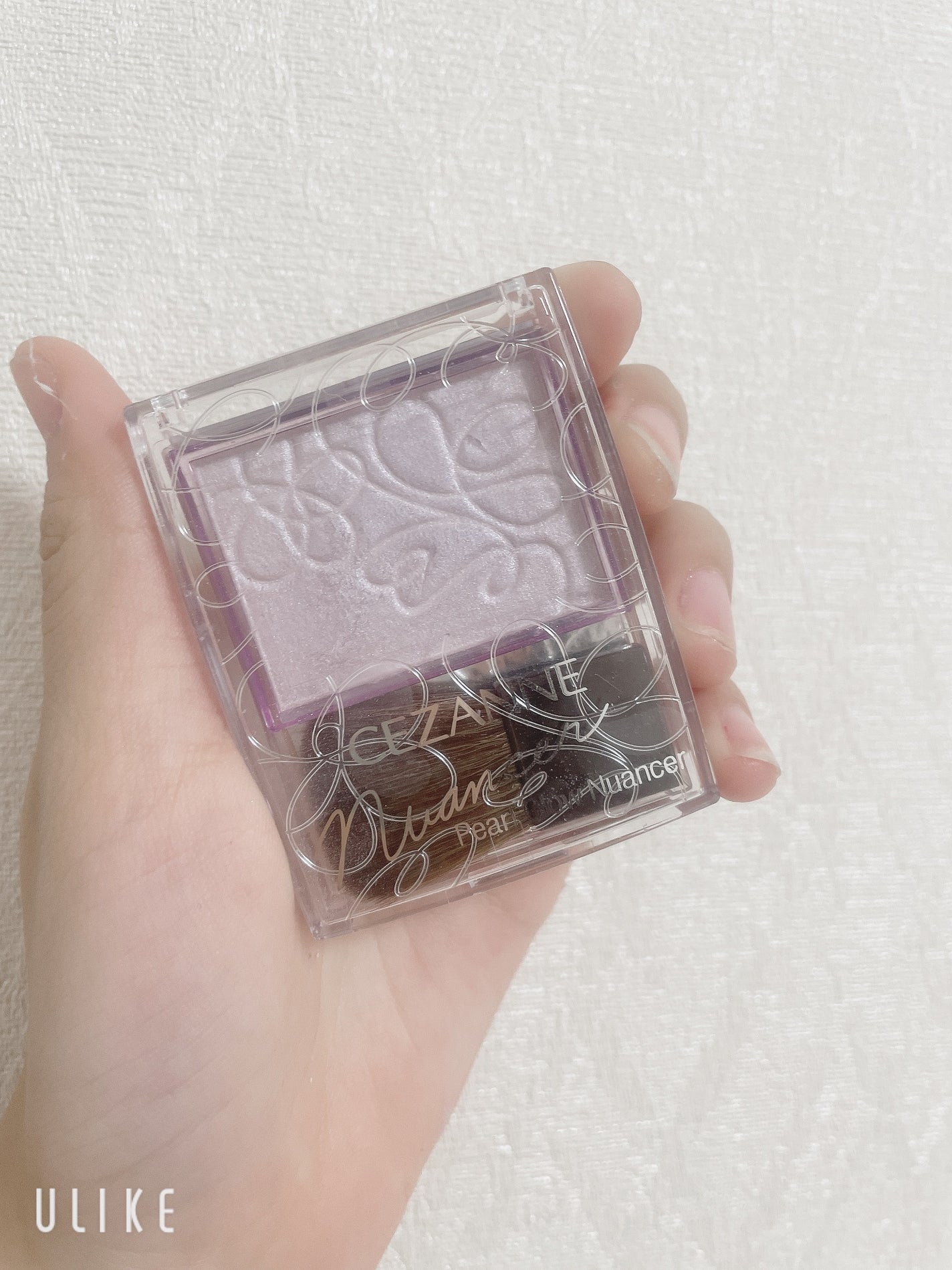 パールグロウニュアンサー/CEZANNE/パウダーハイライトを使ったクチコミ(2枚目)