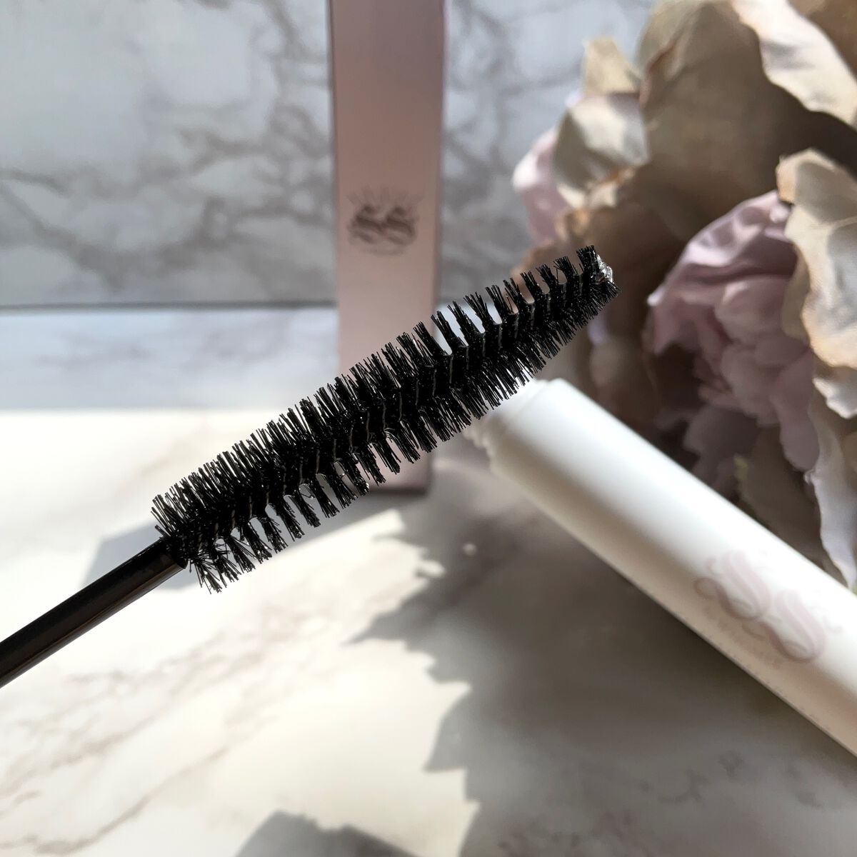 フリズヘアマスカラ/SS by WHOMEE/その他スタイリングを使ったクチコミ（3枚目）