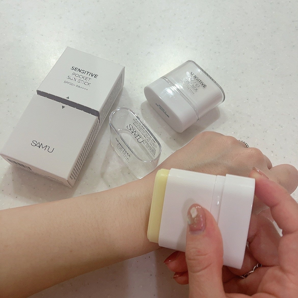 センシティブポケットサンスティック/SAM'U/日焼け止めスティックを使ったクチコミ(2枚目)