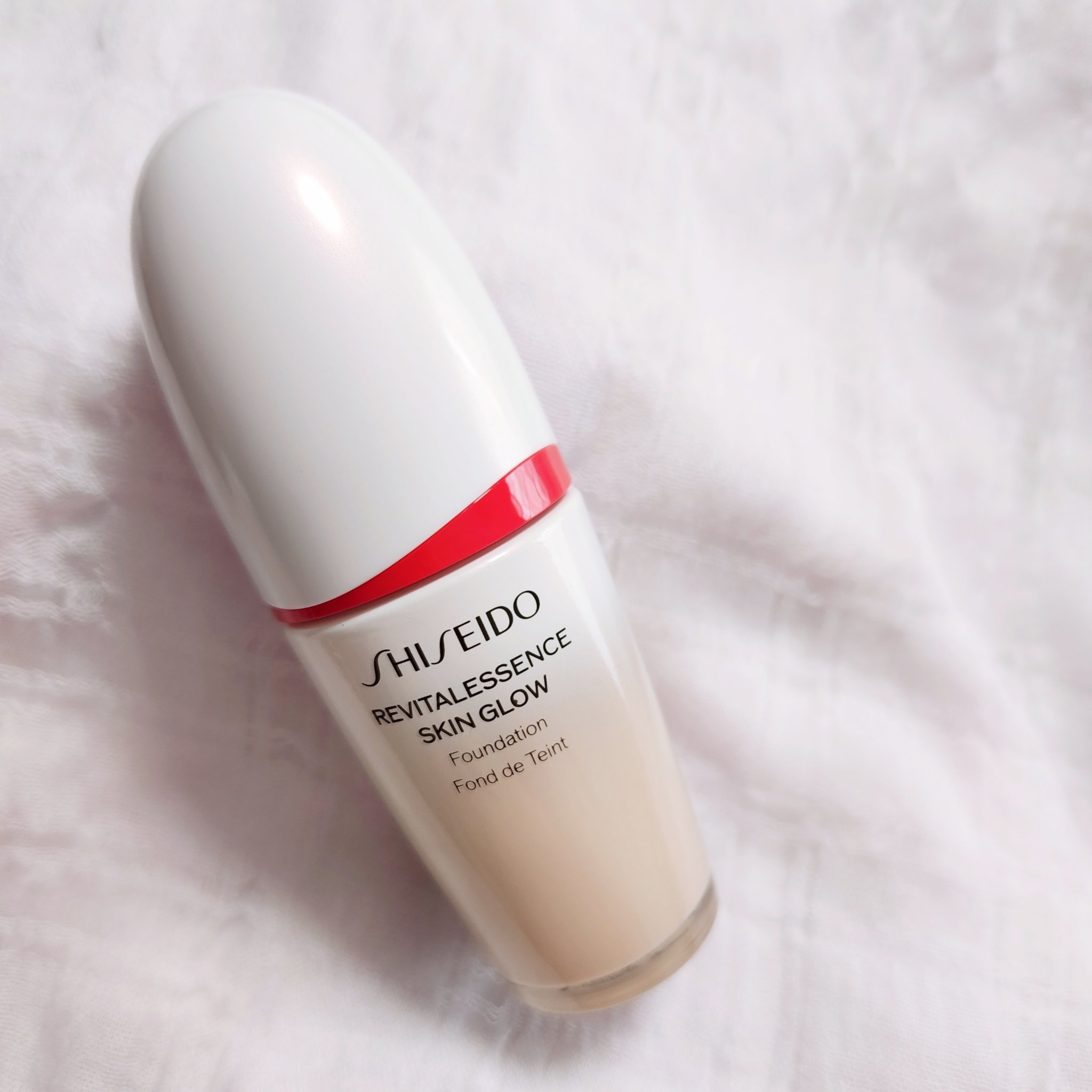 エッセンス スキングロウ ファンデーション/SHISEIDO/リキッドファンデーションを使ったクチコミ（2枚目）