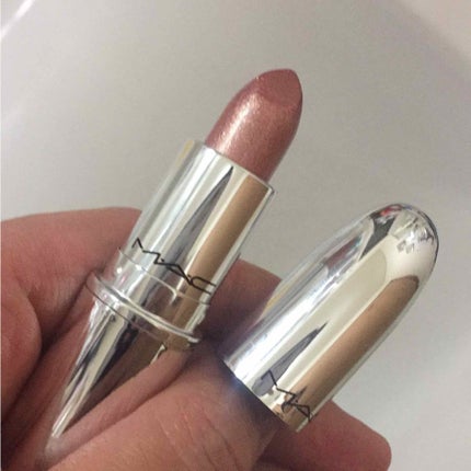 リップスティック【ホリデーコレクション 2018】 /M・A・C/口紅を使ったクチコミ(1枚目)