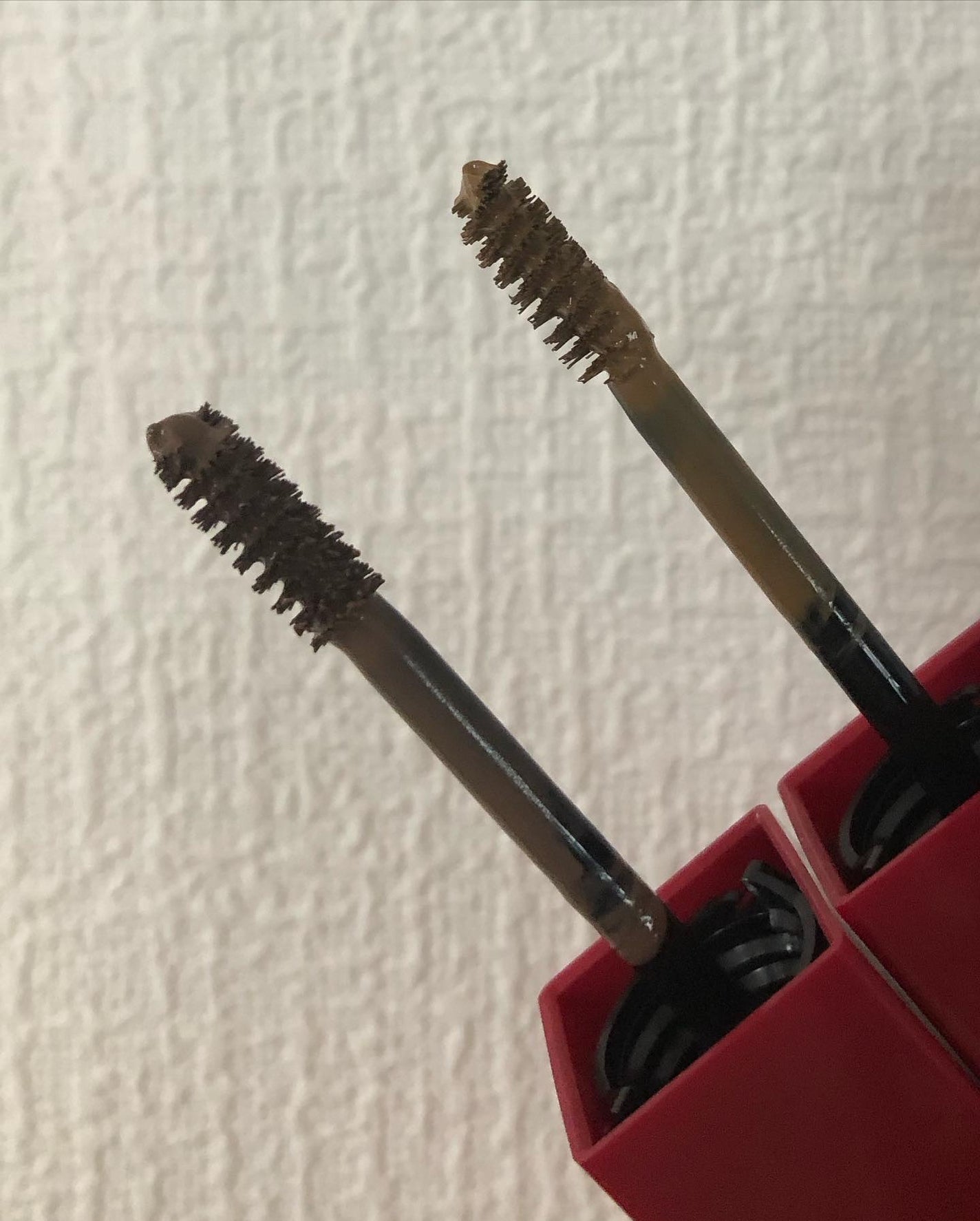 ブロウインク 3D スタイリングジェル/MAYBELLINE NEW YORK/眉マスカラを使ったクチコミ(3枚目)