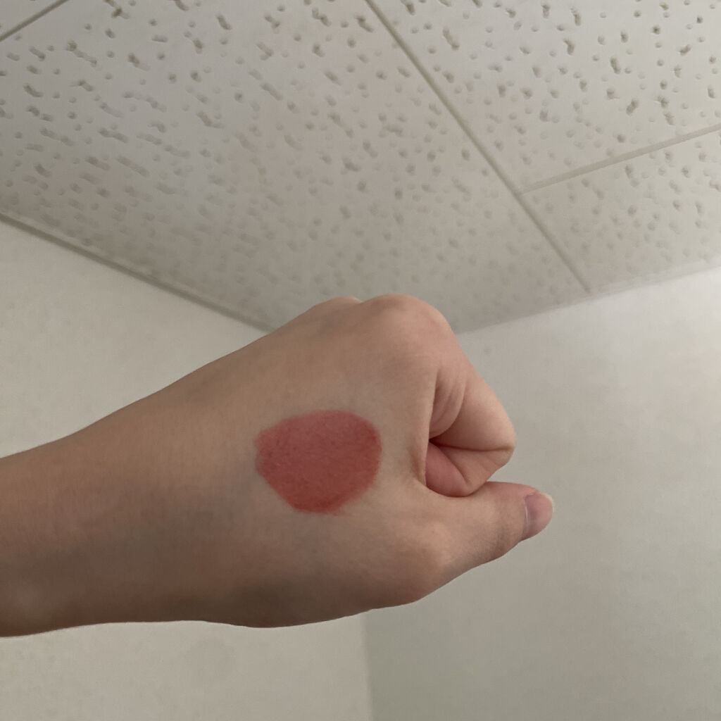 リキッドティントリップ/パラドゥ/リップティントを使ったクチコミ（2枚目）