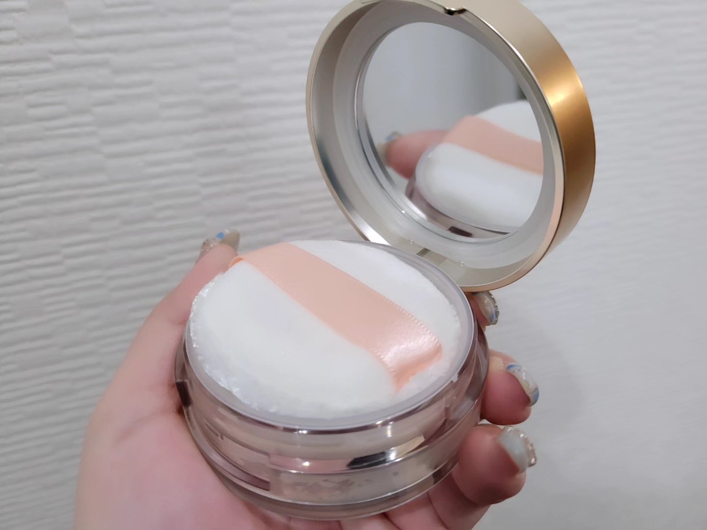 SC モイストパウダー/マーシュ・フィールド/ルースパウダーを使ったクチコミ（2枚目）