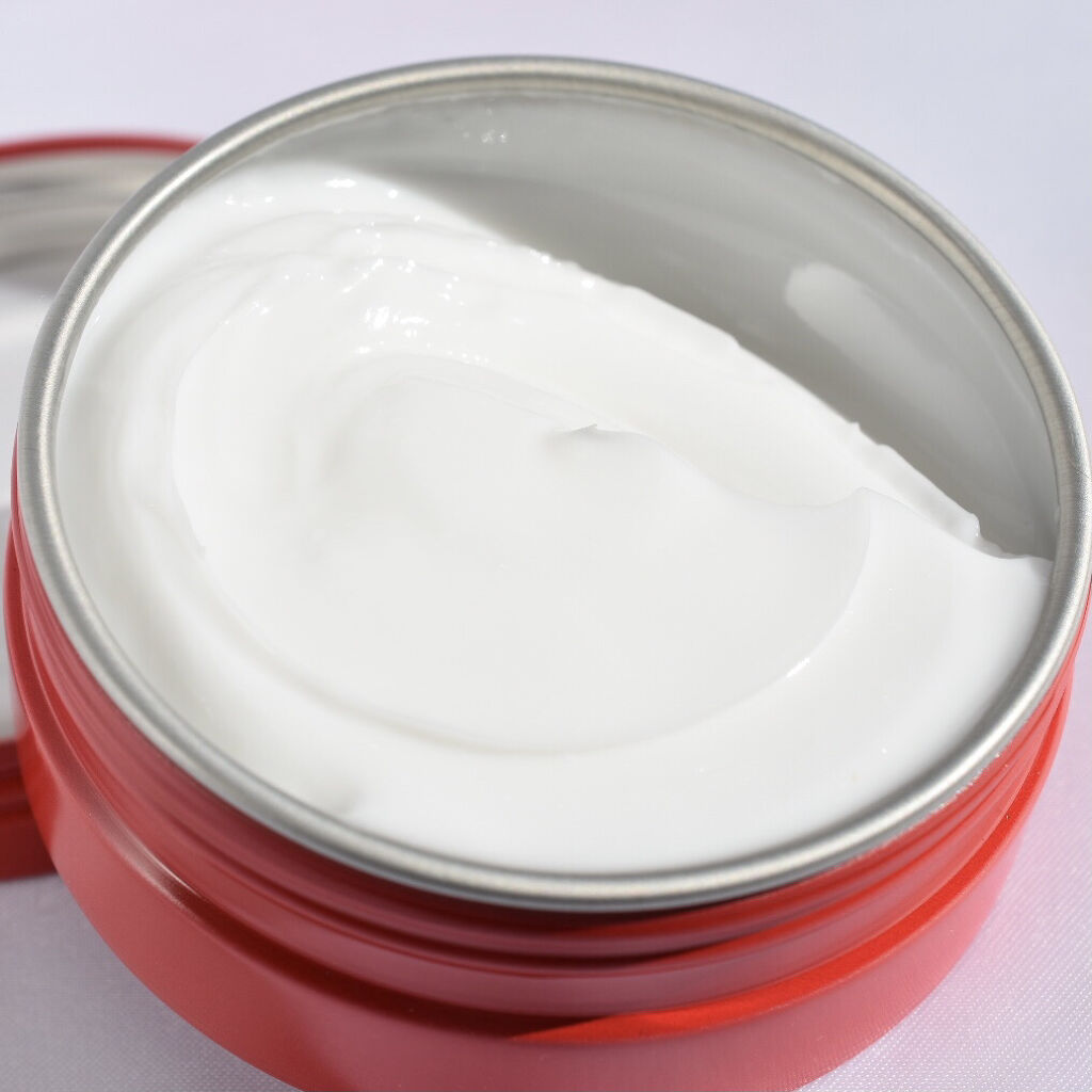 カウブランド 赤箱ビューティクリーム/カウブランド/ボディクリームを使ったクチコミ（2枚目）