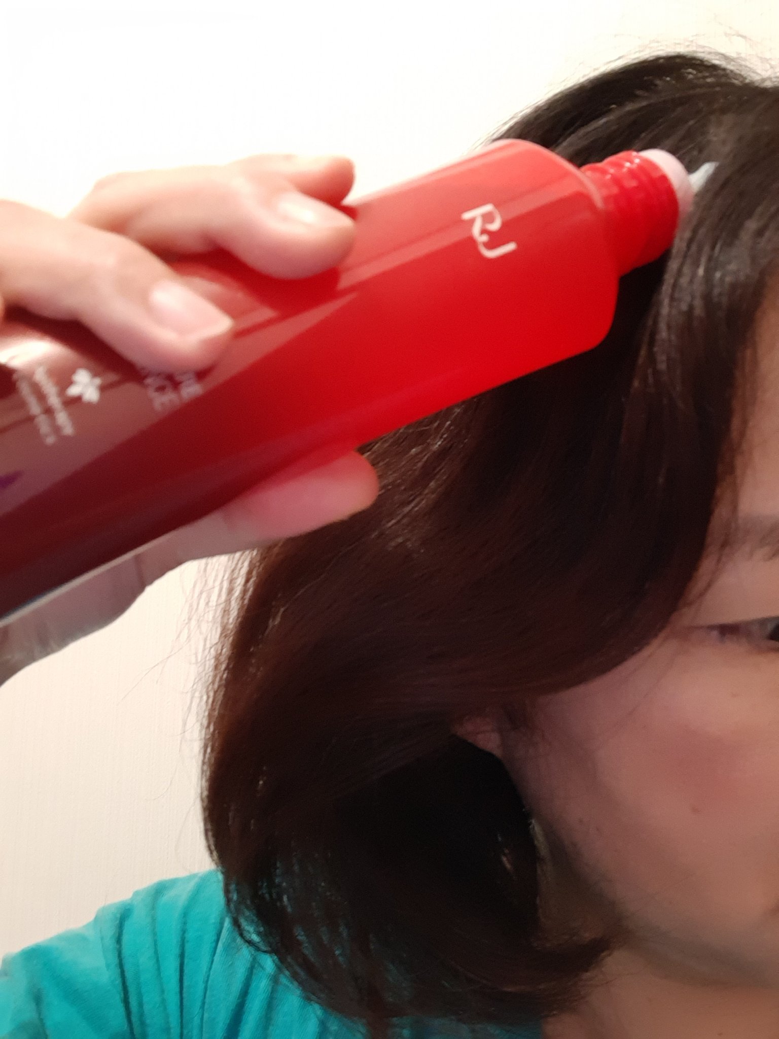 薬用 RJ地肌ケア エッセンス /アピセラピーコスメティクス/頭皮ローションを使ったクチコミ（3枚目）