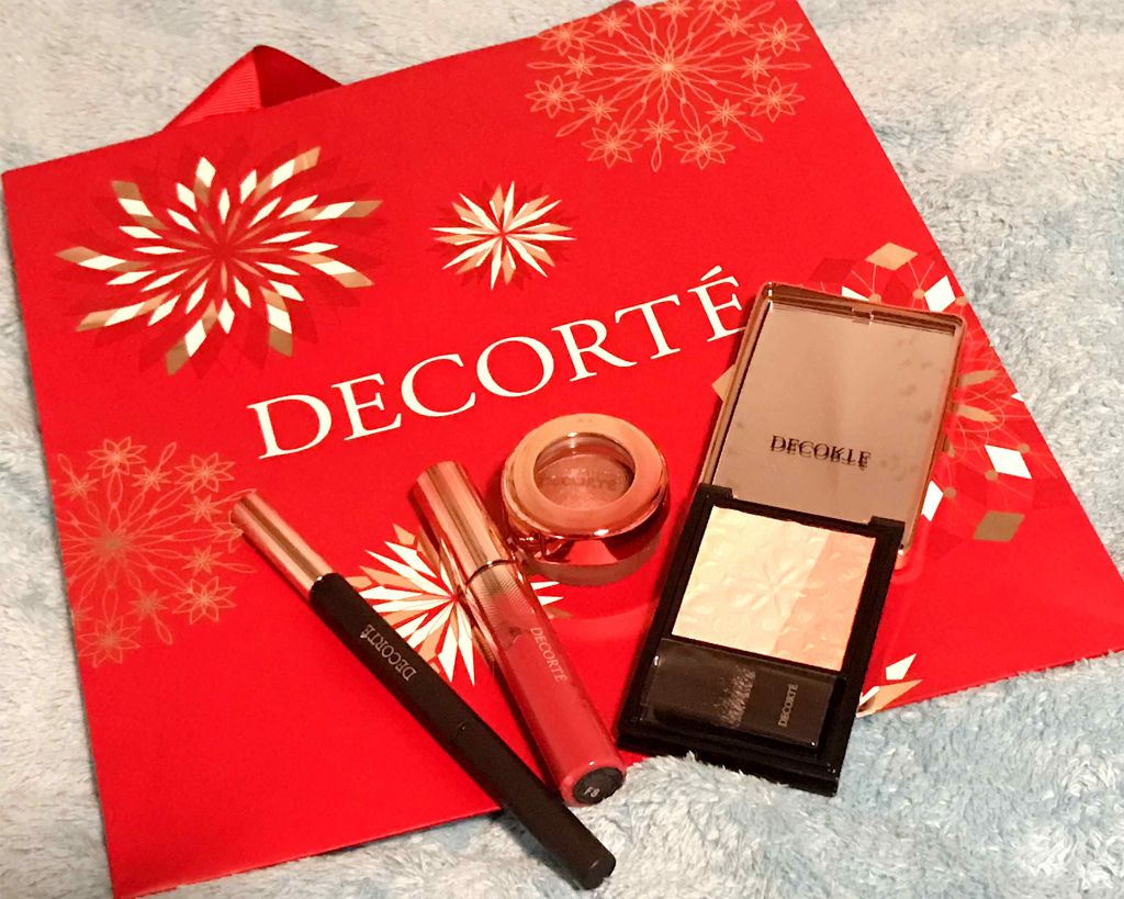 メイクアップコフレ VII(クリスマスコフレ 2018)/DECORTÉ/メイクアップキットを使ったクチコミ(1枚目)