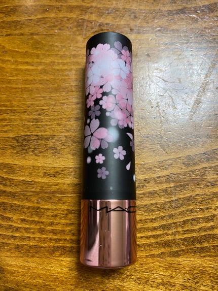 グロー プレイ リップ バーム M·A·C BLACK CHERRY フルール ウェルカム/M・A・C/リップケアの画像