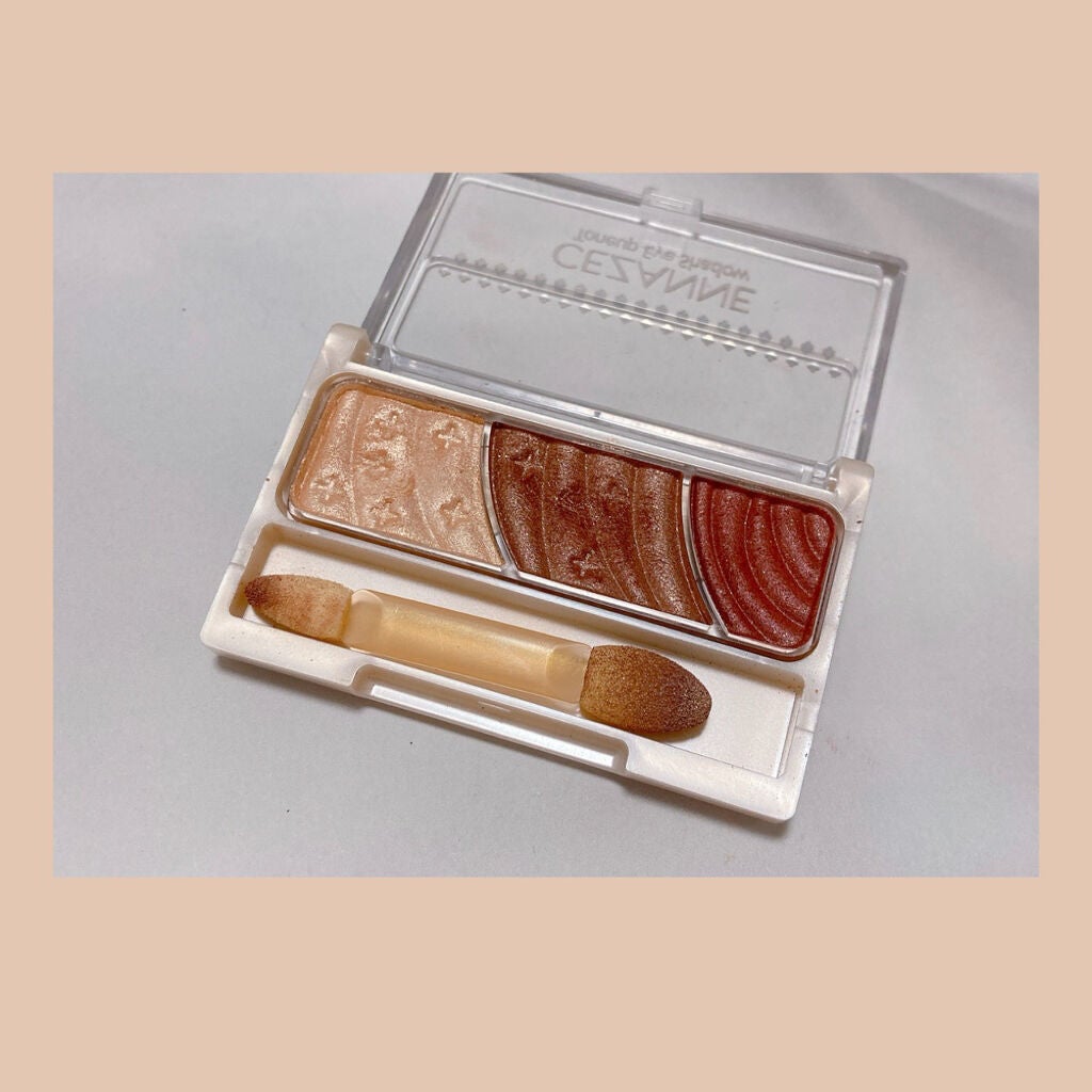 トーンアップアイシャドウ/CEZANNE/アイシャドウパレットを使ったクチコミ(2枚目)