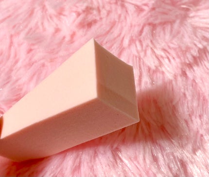 メイクアップスポンジ(バリューパック ウェッジ型 30個)/DAISO/パフ・スポンジを使ったクチコミ(5枚目)