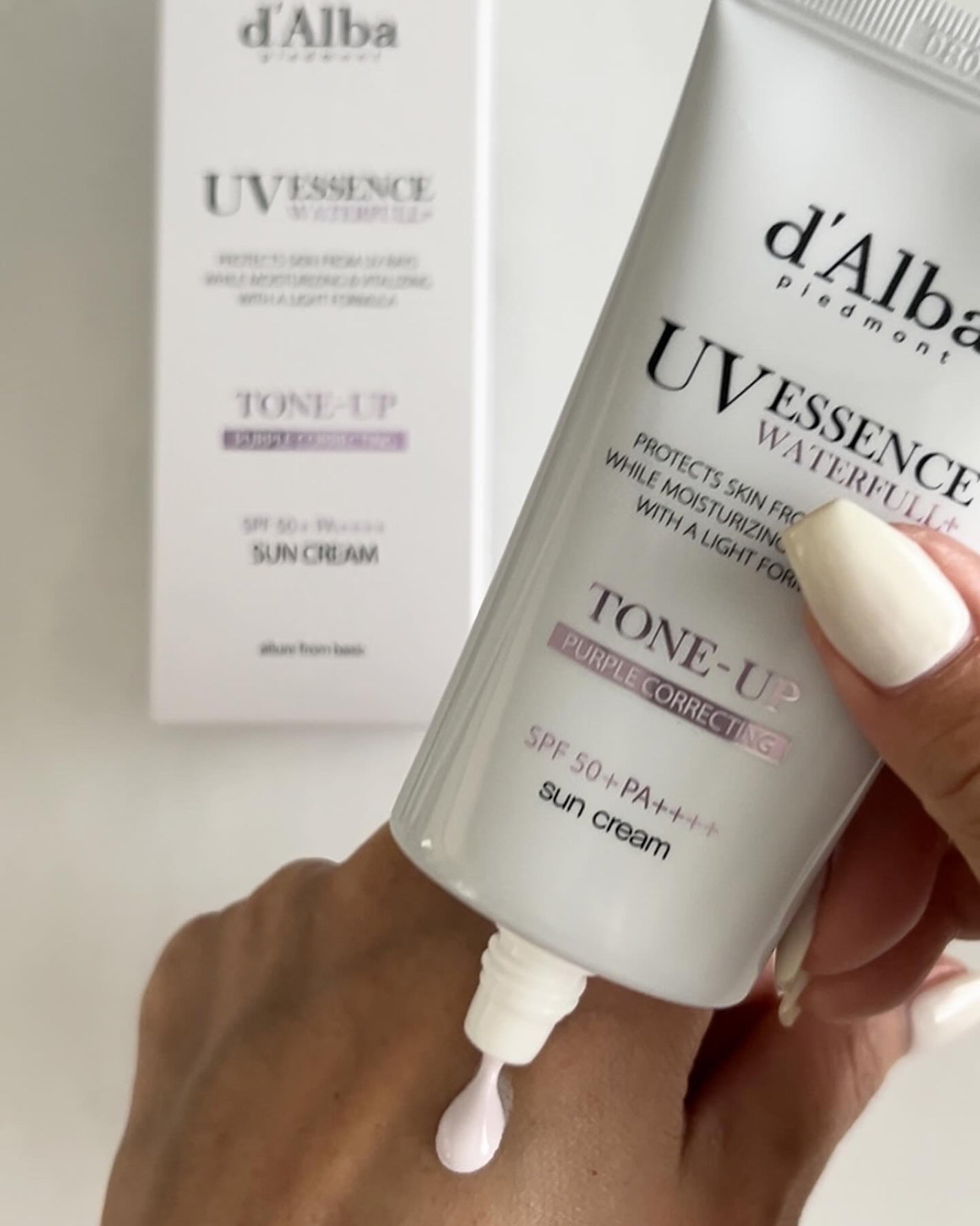 ダルバ ウォータフル トーンアップ サンクリーム(パープル)/ダルバ/日焼け止めクリームを使ったクチコミ(2枚目)