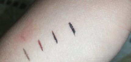 ハイパータイトライナー/MAYBELLINE NEW YORK/リキッドアイライナーを使ったクチコミ(2枚目)