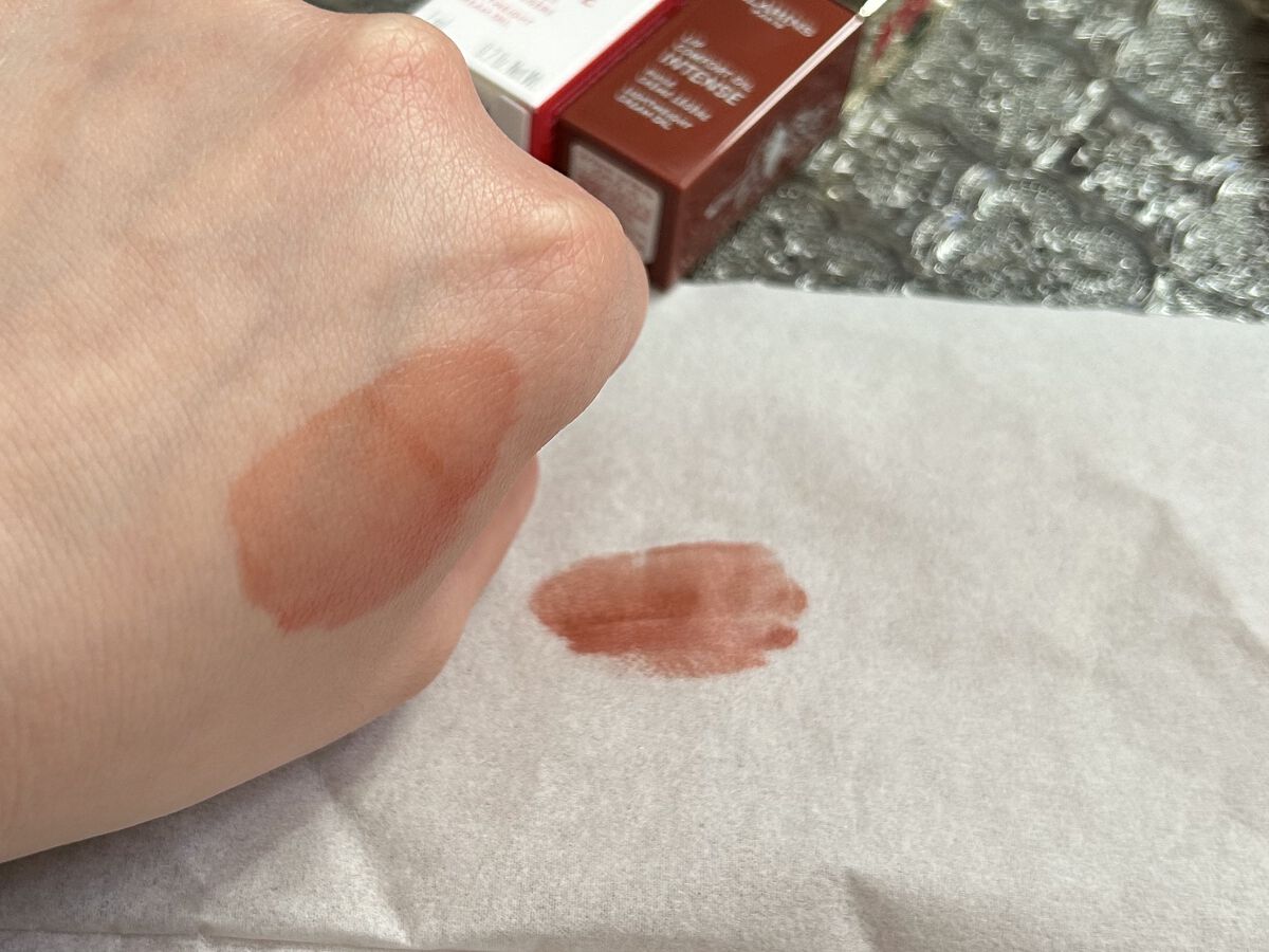 コンフォート リップオイル インテンス 10 ディープカメリア/CLARINS/リップグロスを使ったクチコミ（3枚目）