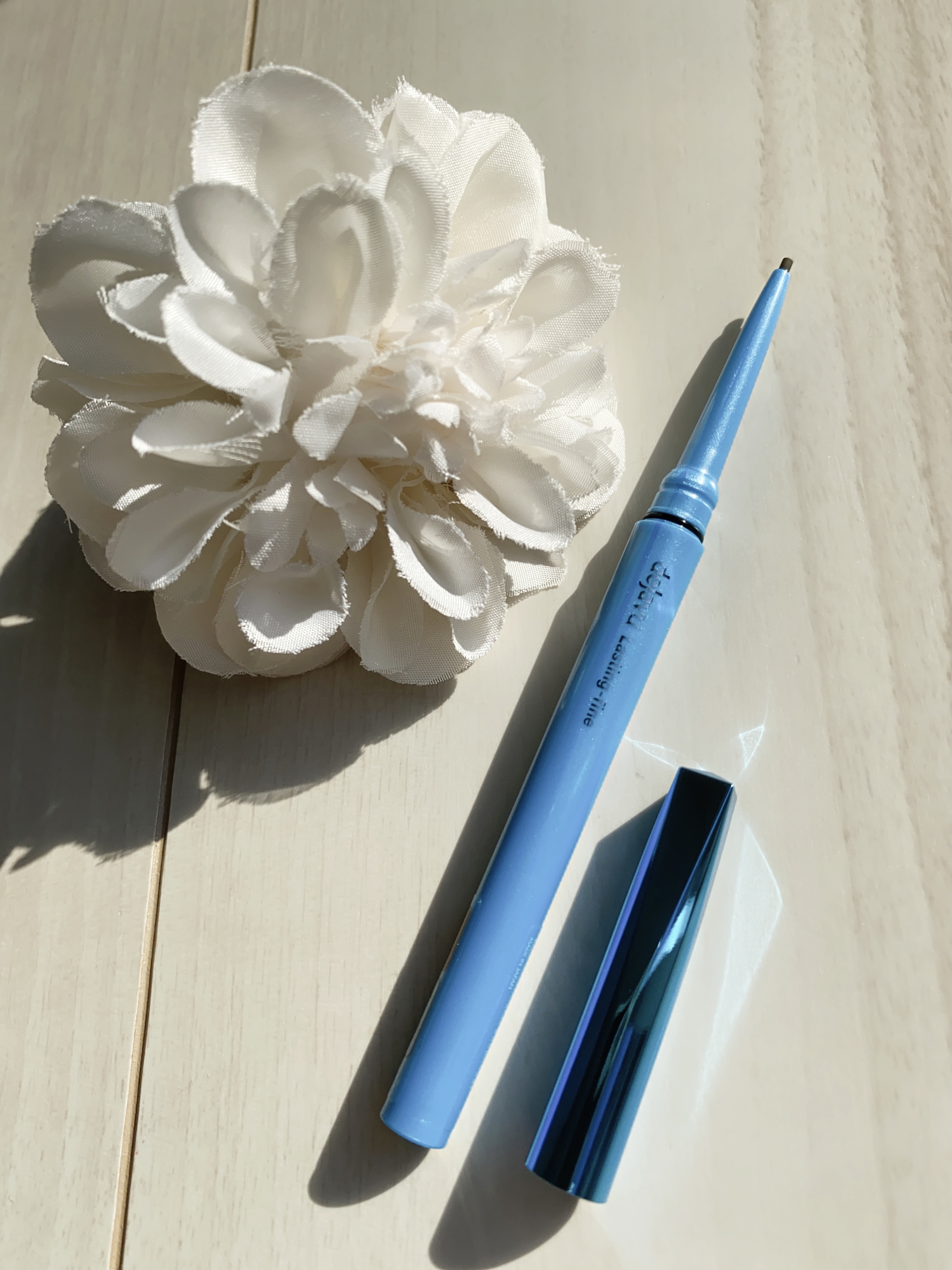 「密着アイライナー」極細クリームペンシル/デジャヴュ/ペンシルアイライナーを使ったクチコミ（3枚目）