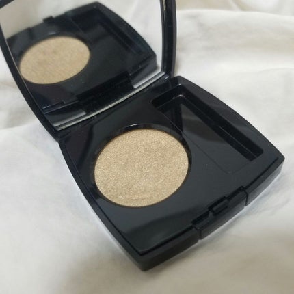 オンブル プルミエール プードゥル/CHANEL/単色アイシャドウを使ったクチコミ(2枚目)