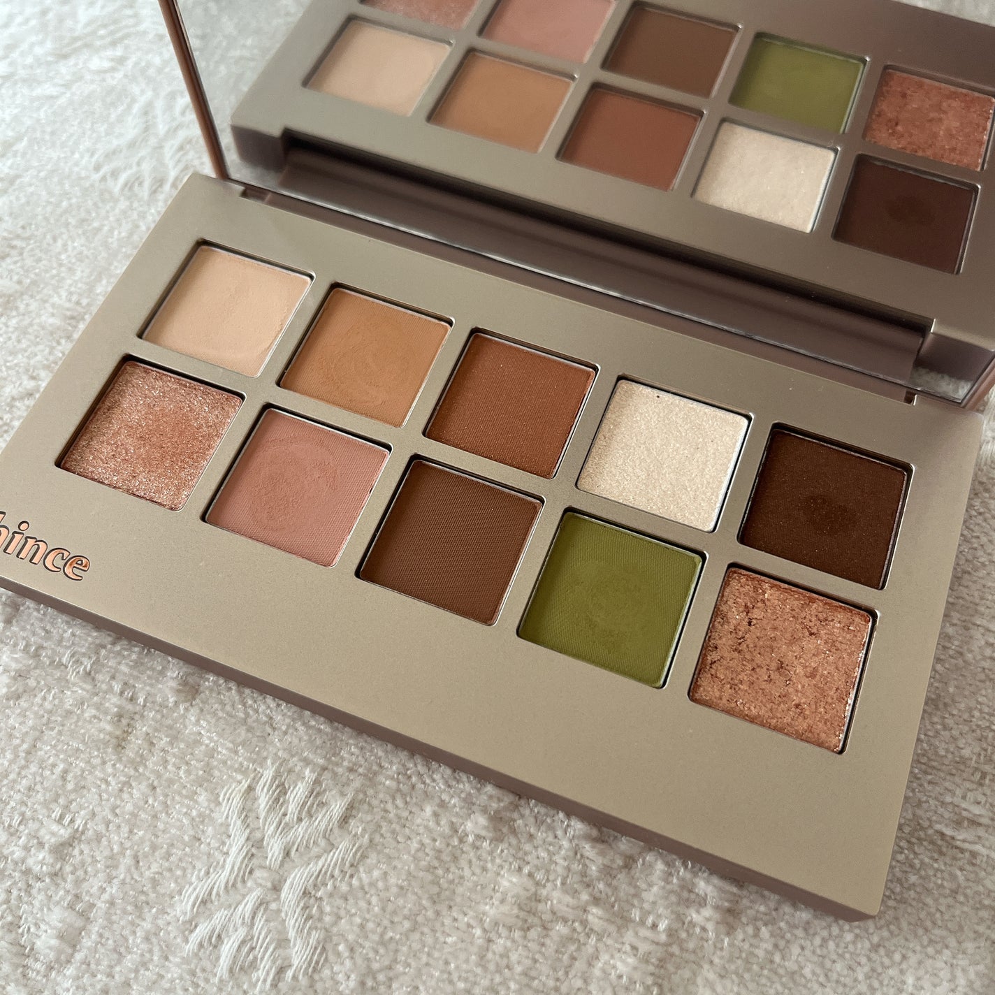 ニューデップスアイシャドウパレット/hince/アイシャドウパレットを使ったクチコミ(4枚目)