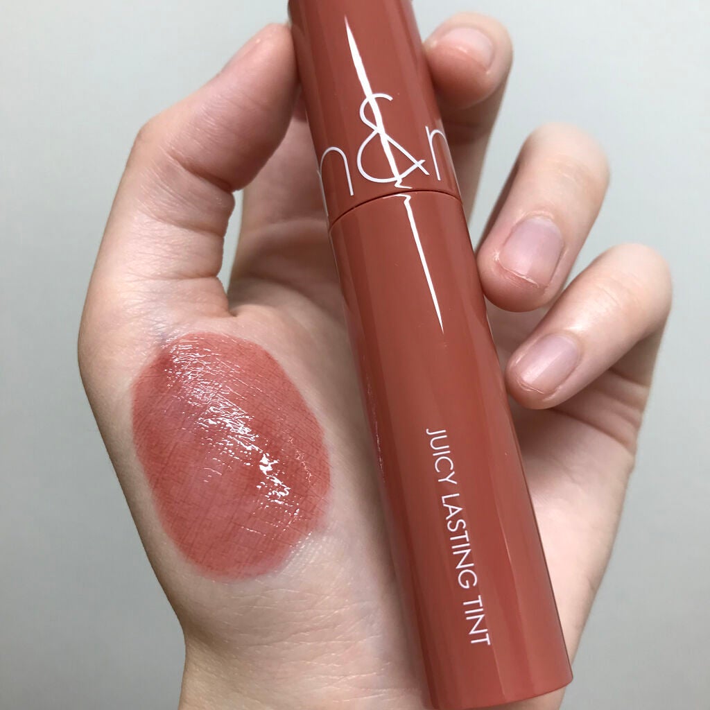 ジューシーラスティングティント/rom&nd/リップティントを使ったクチコミ(4枚目)