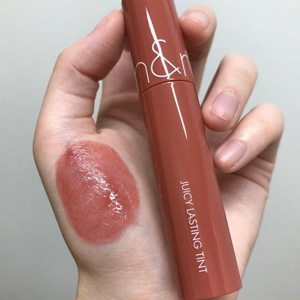 ジューシーラスティングティント/rom&nd/リップティントを使ったクチコミ(4枚目)