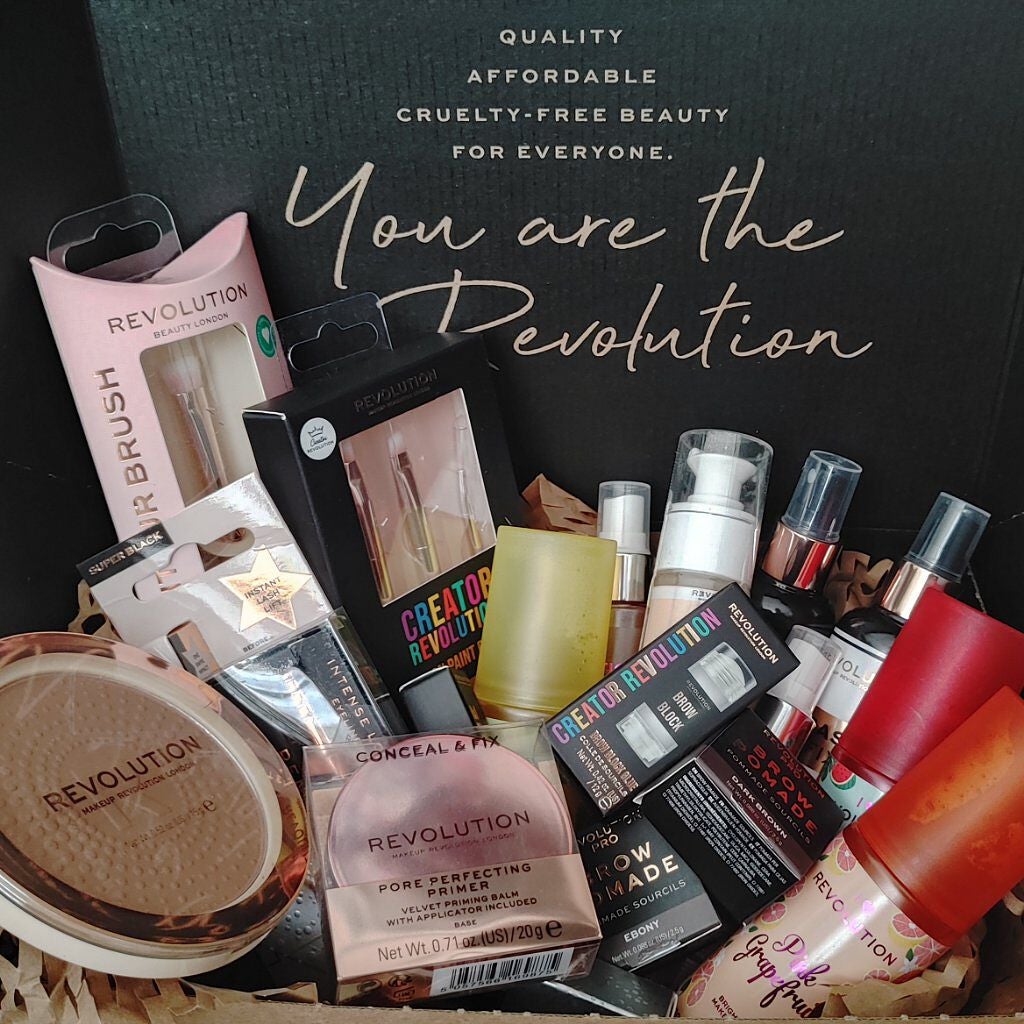 maokori011 on LIPS 「ただの開封写真📦#リピアイテムRevolutionBeauty..」(1枚目)