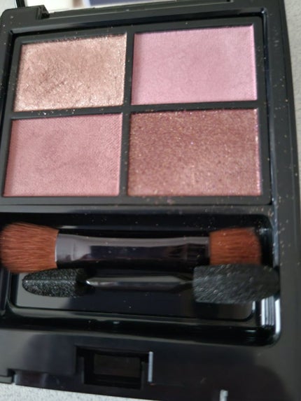 ミネラルクラッシィシャドー/エトヴォス/アイシャドウパレットを使ったクチコミ(2枚目)
