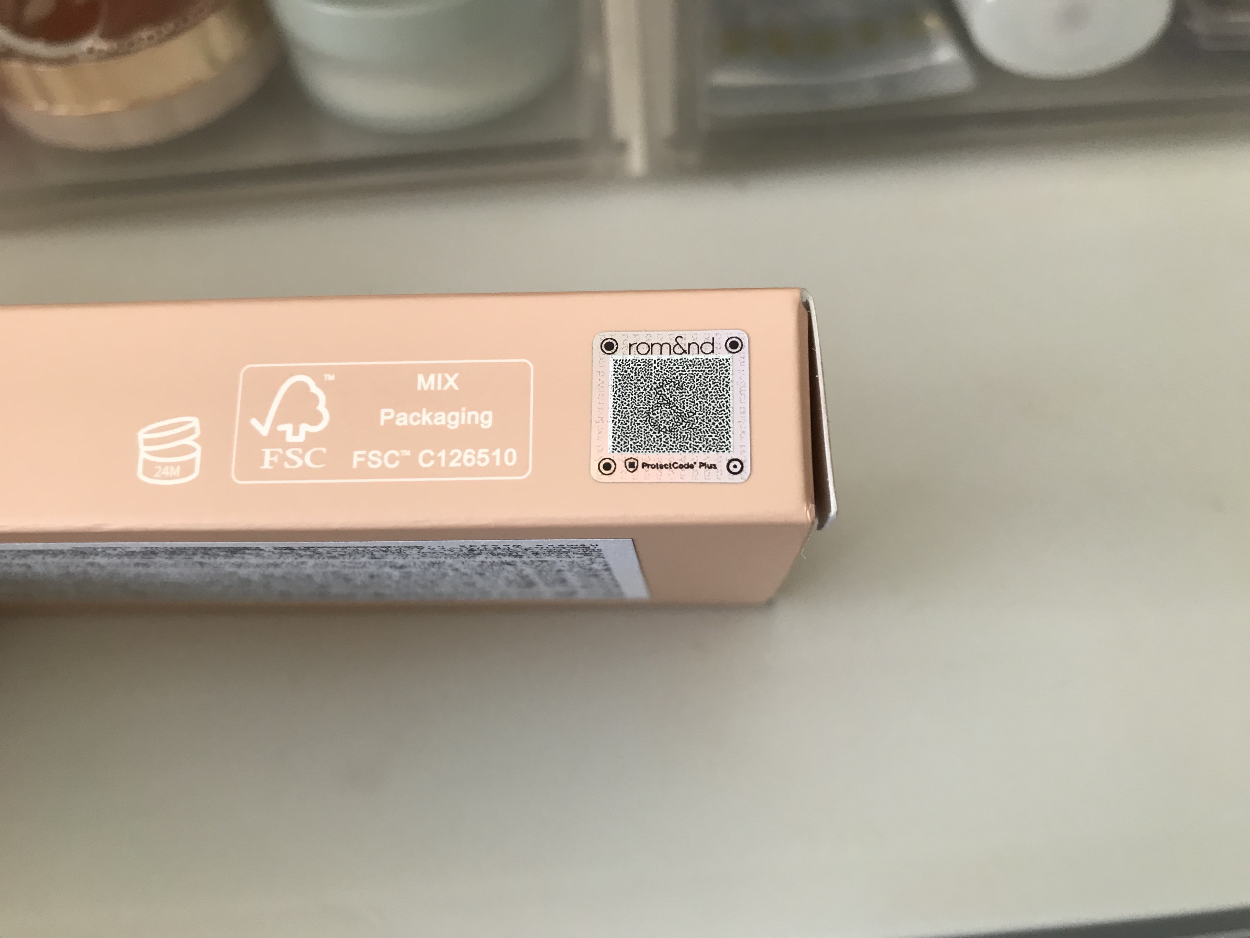 ベターザンパレット 05 シェイド＆シャドウガーデン(SHADE & SHADOW GARDEN)/rom&nd/アイシャドウパレットを使ったクチコミ（3枚目）