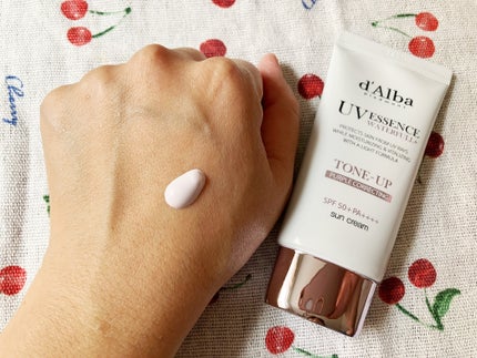 ダルバ ウォータフル トーンアップ サンクリーム(パープル)/ダルバ/日焼け止めクリームを使ったクチコミ(4枚目)