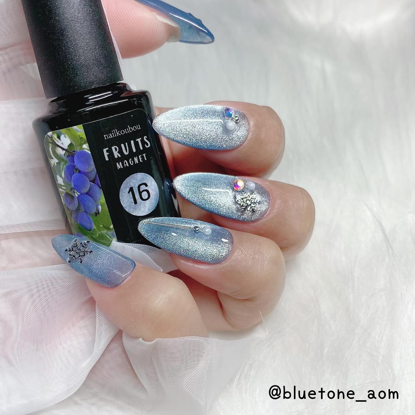 #ネイル,#セルフネイル,#ジェルネイル,#セルフジェルネイル,#マグネットネイル,#雪ネイル,#冬ネイル,#クリスマスネイル,#ブルーネイルのネイルデザイン