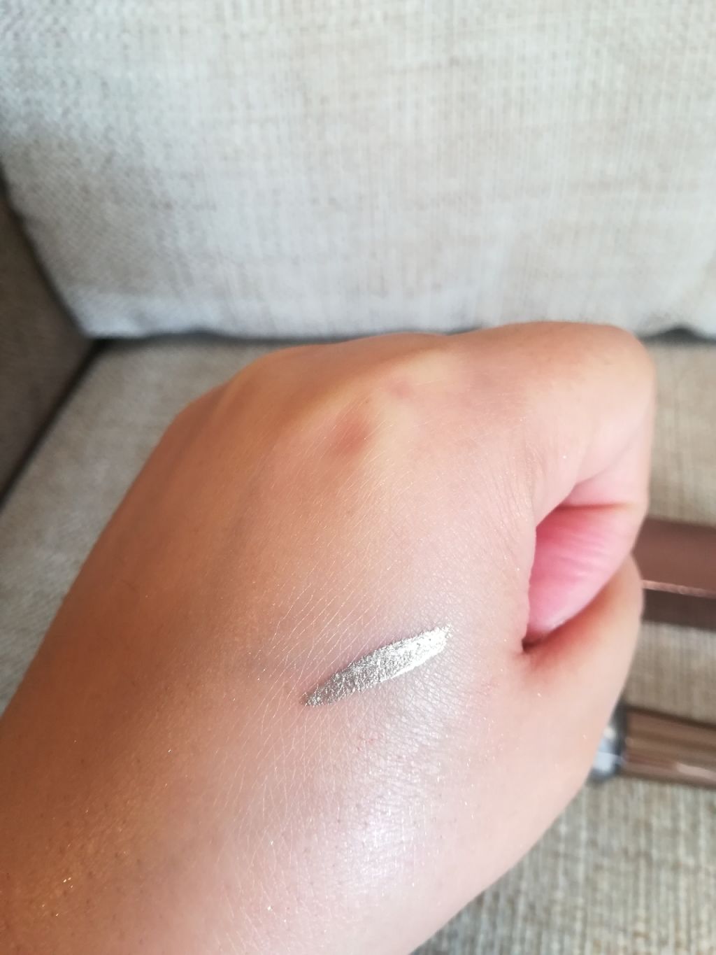 メタリックライナー/LUNASOL/リキッドアイライナーを使ったクチコミ（2枚目）