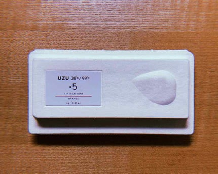 38°C / 99°F リップトリートメント (リップ美容液)/UZU BY FLOWFUSHI/リップケアを使ったクチコミ(3枚目)