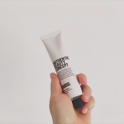 ハンド&ヘア ライトセラム/AUTHENTIC BEAUTY CONCEPT/ハンドクリームを使ったクチコミ(2枚目)